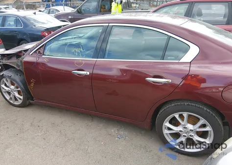 2013 Nissan Maxima 3.5 S z USA, uszkodzony, nr VIN 1N4AA5APXDC811373